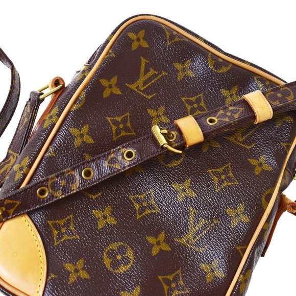 LOUIS VUITTON Amazon Crossbody Shoulder Bag - Picture 8 of 15